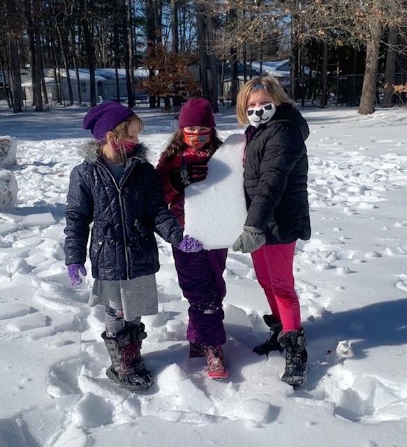 Children with ice sheet